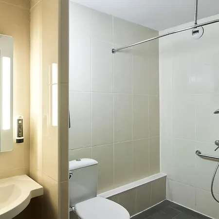 מלון B&B Hotel Bretigny-Sur-Orge