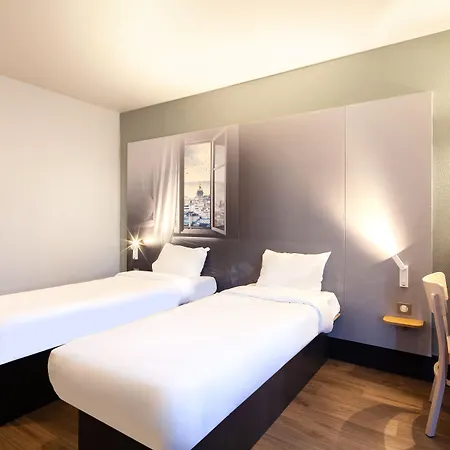B&B Hotel Bretigny-Sur-Orge מלון