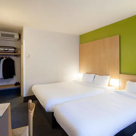 B&B Hotel Bretigny-Sur-Orge فندق 2*