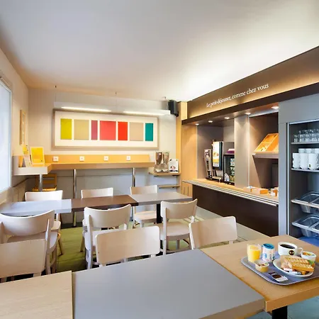 B&B Hotel Bretigny-Sur-Orge מלון