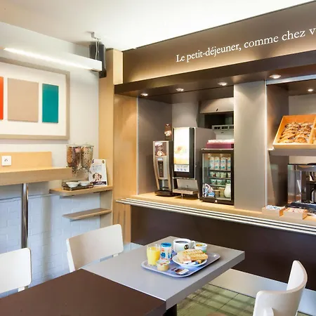 B&B Hotel Bretigny-Sur-Orge מלון