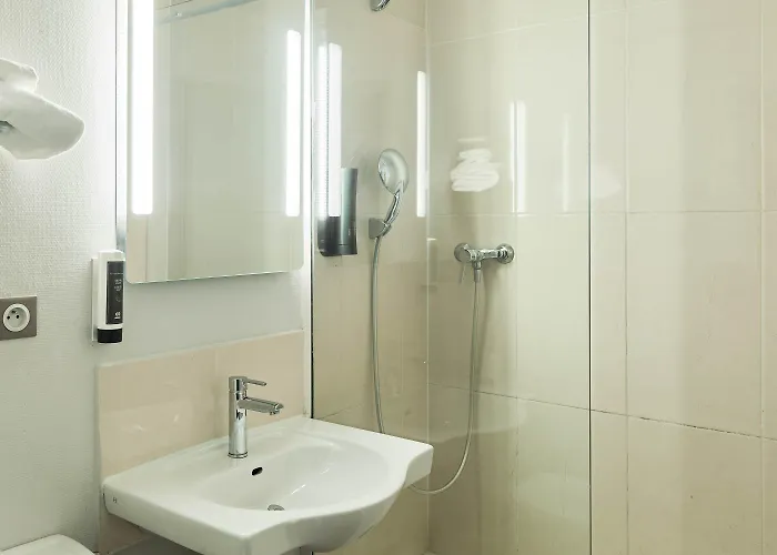 B&B Hotel Bretigny-Sur-Orge 2*